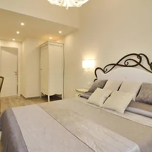 Gasthuis In Chic - No Ztl - Free Parking - Old At 10min By Walk ***