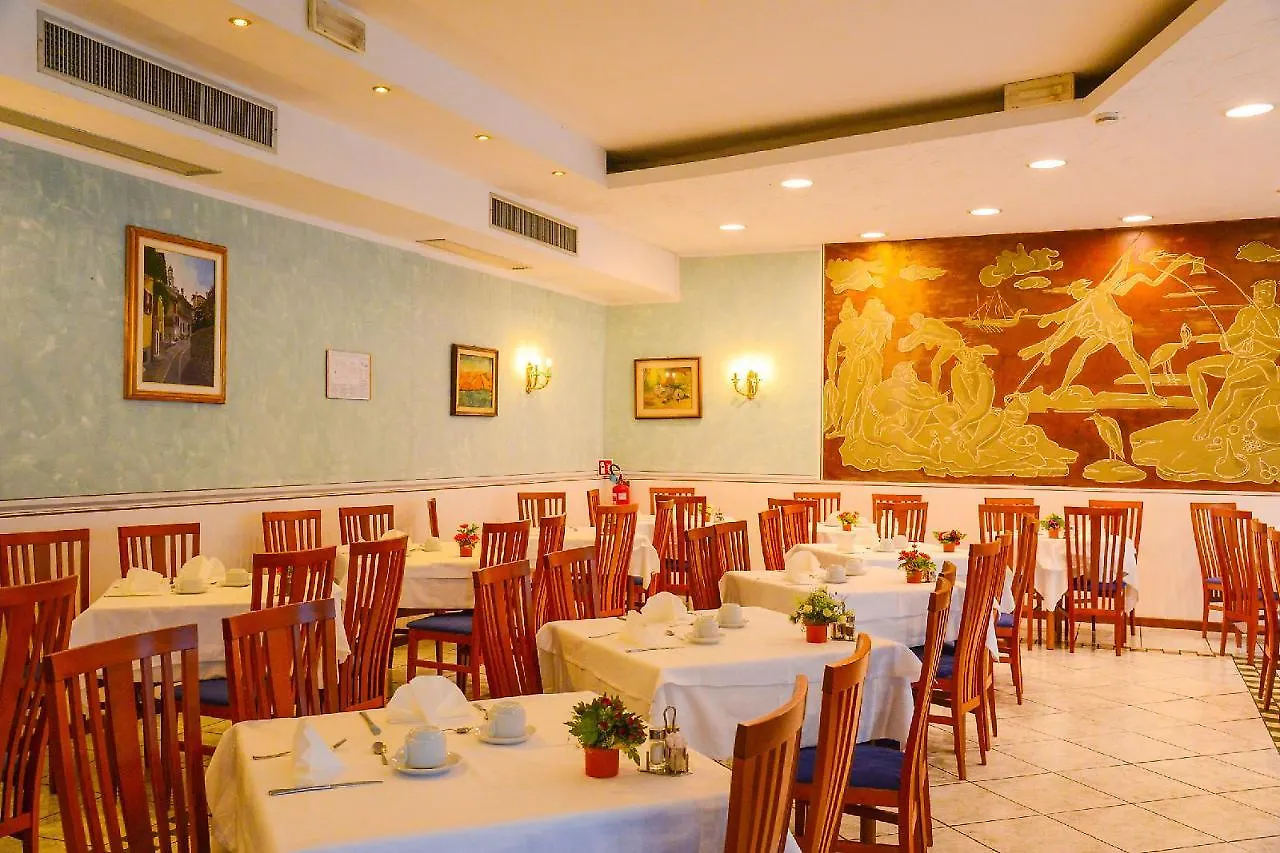 לימונה סול גרדה Hotel All'Azzurro איטליה