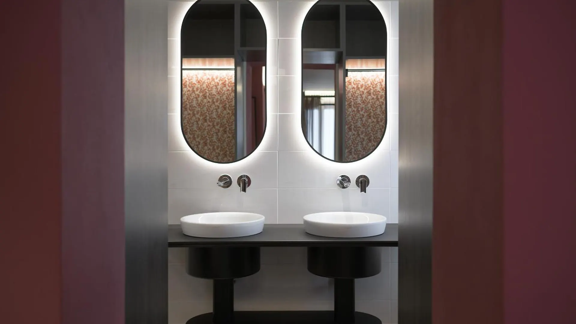 Hotel All'Azzurro ليمونِ سول غاردا 4*,