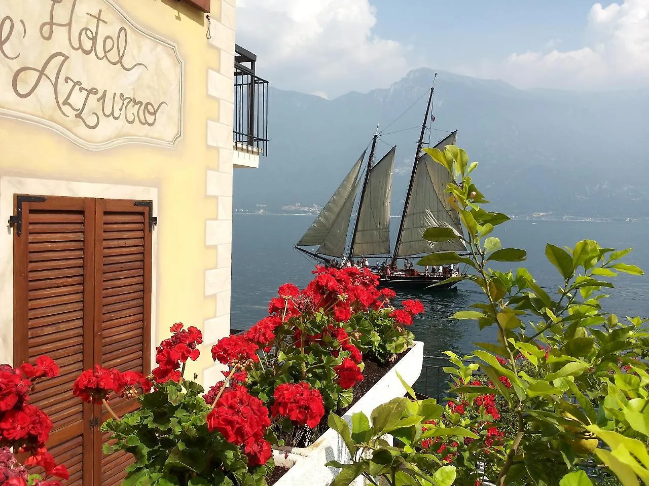 Hotel all'Azzurro Limone sul Garda 4*,  Italia