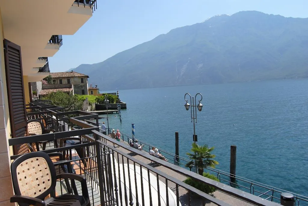 Hotel all'Azzurro Limone sul Garda Italia